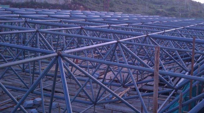 泊头概述网架加工中对钢材的质量的过细恳求